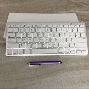 Stylus + Ultra-Slim Wireless Keyboard New in Box